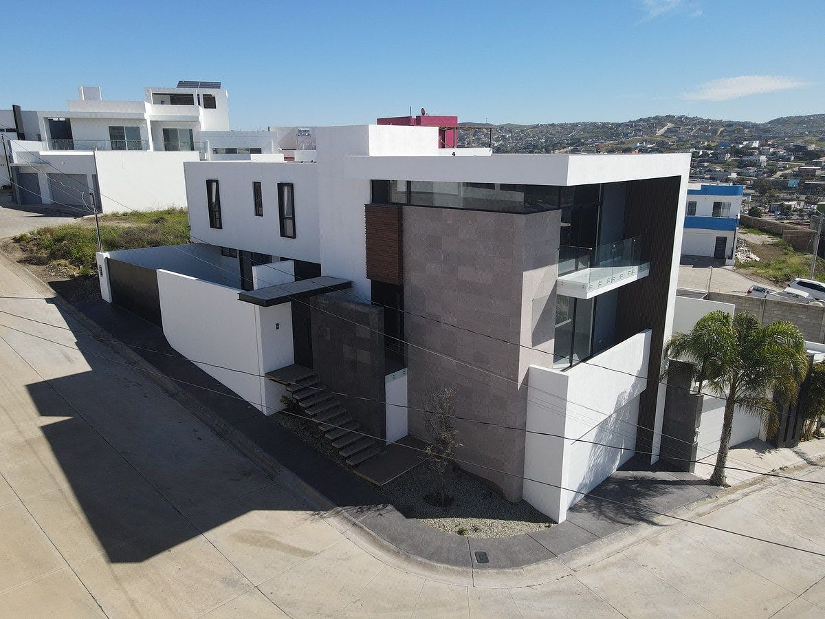 Casa en Venta Fracc Rosamar Playas de Rosarito. Vista a Mar, Privado, 4 Recamara