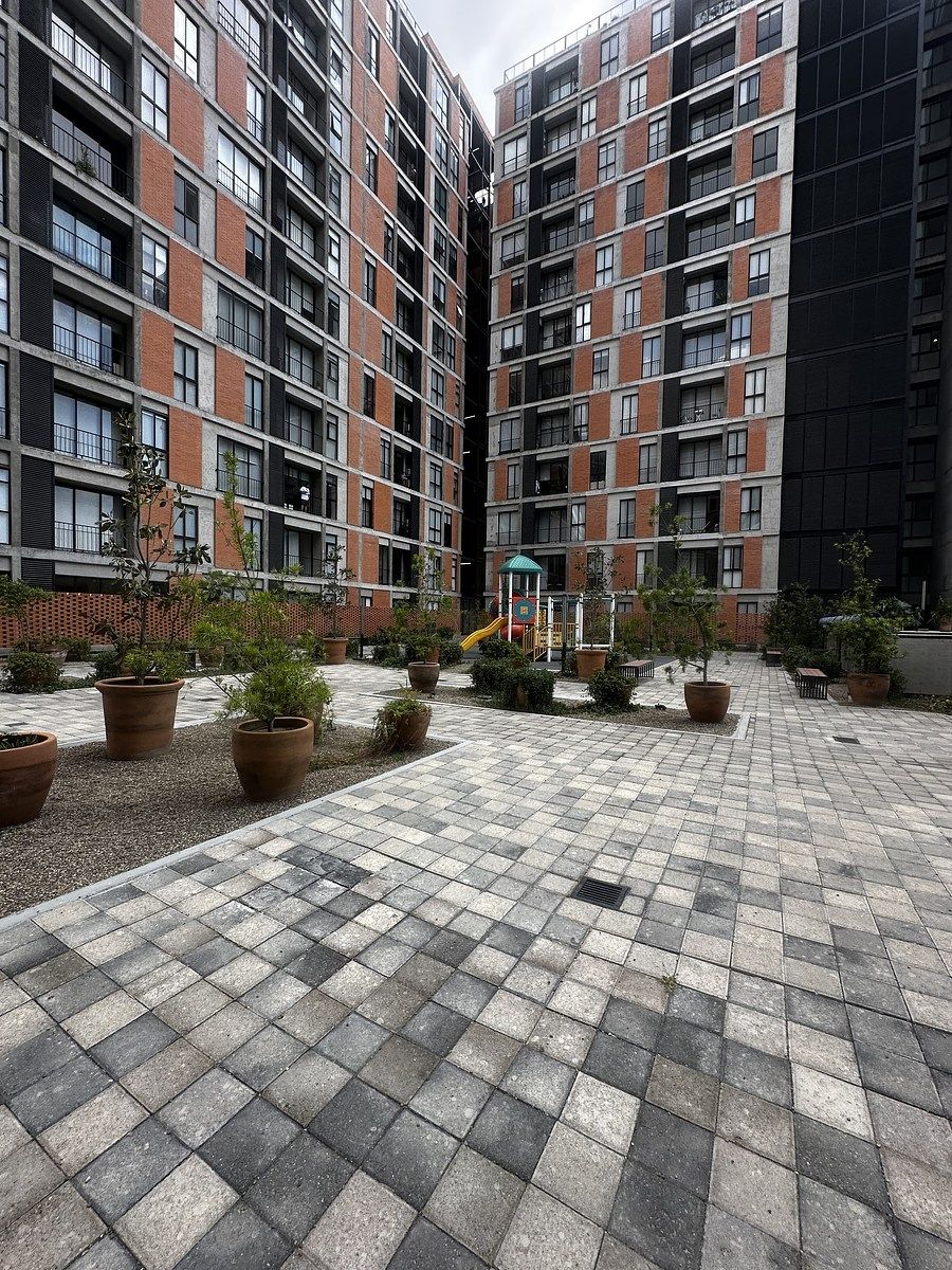 25 of 25: Área central de amenidades