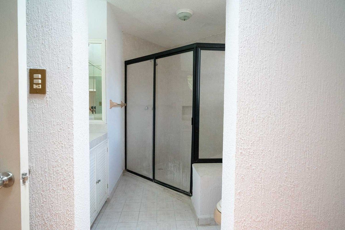Casa em Balcones del Campestre, León, foto 48 de 49