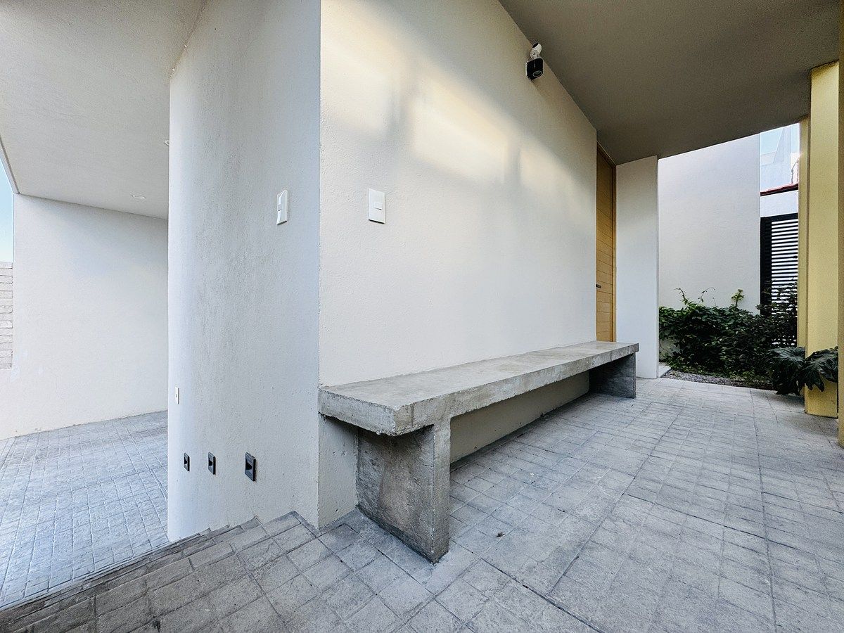 2 de 18: Fachada interior