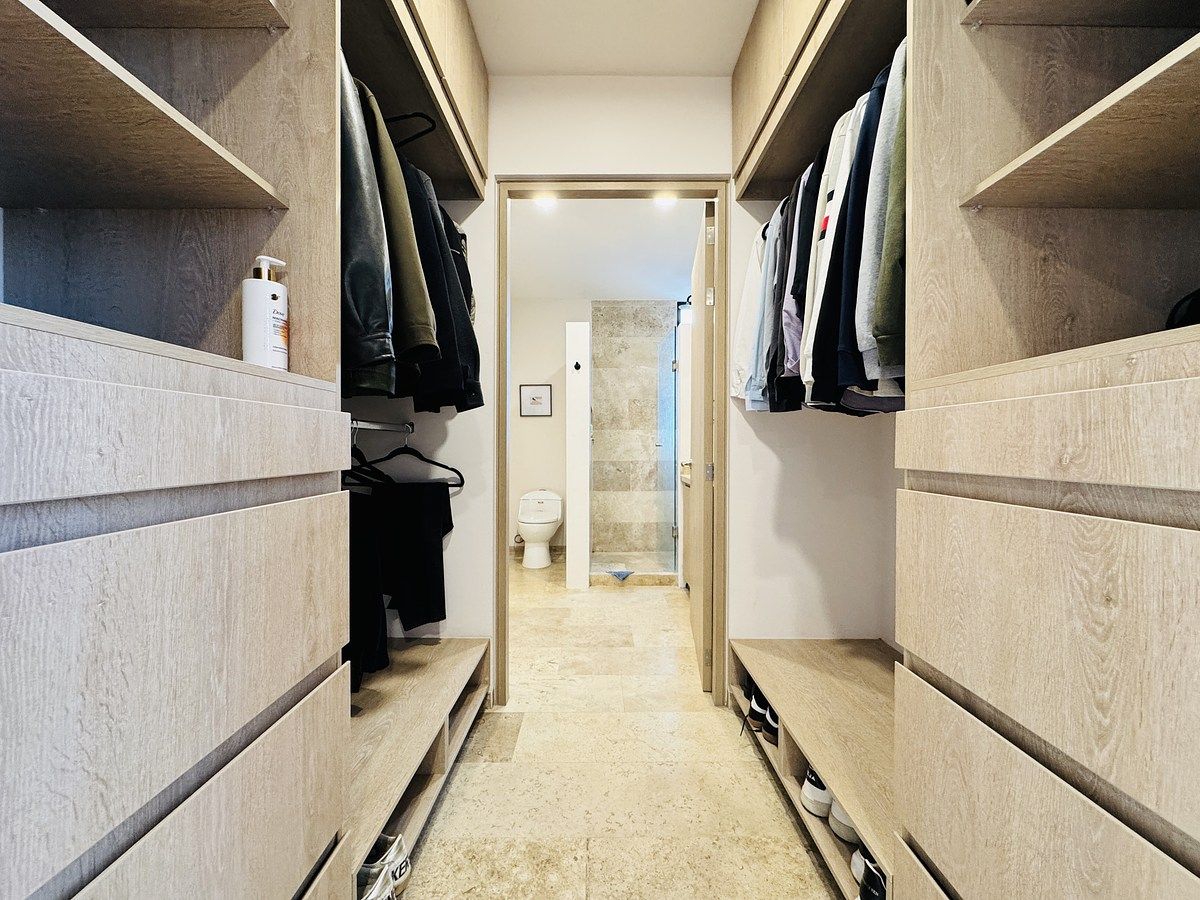 12 de 18: Walk ing clóset