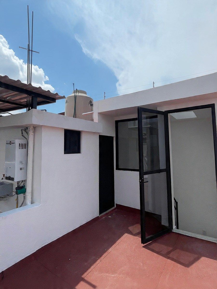 27 de 31: cuarto de servicio