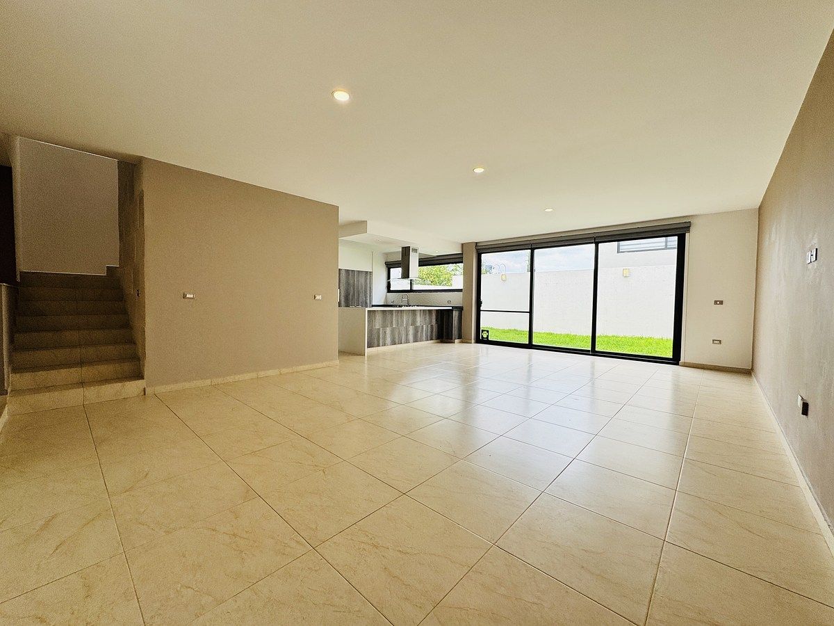 5 de 21: Área social sala y comedor