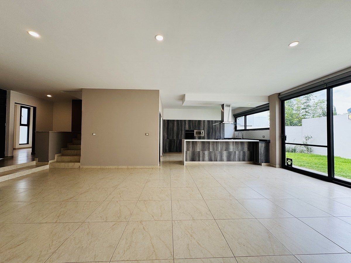 6 de 21: Area social