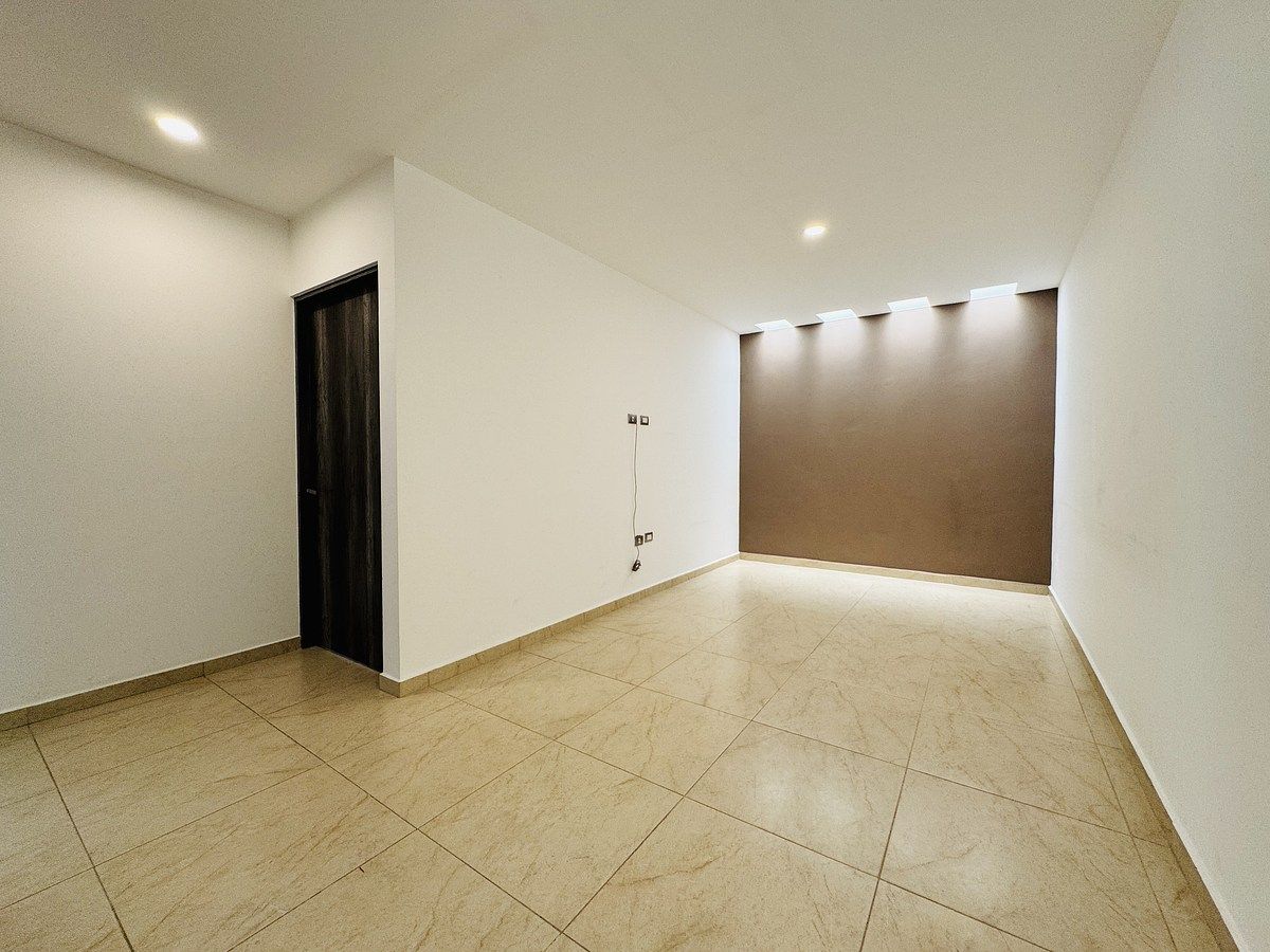 12 de 21: Family room