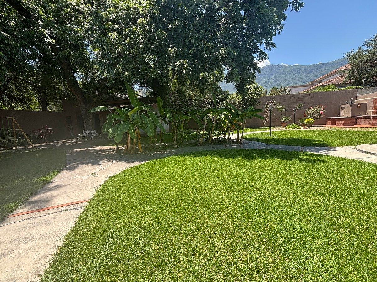 Lot in Del Valle, San Pedro Garza García, photo 3 of 5