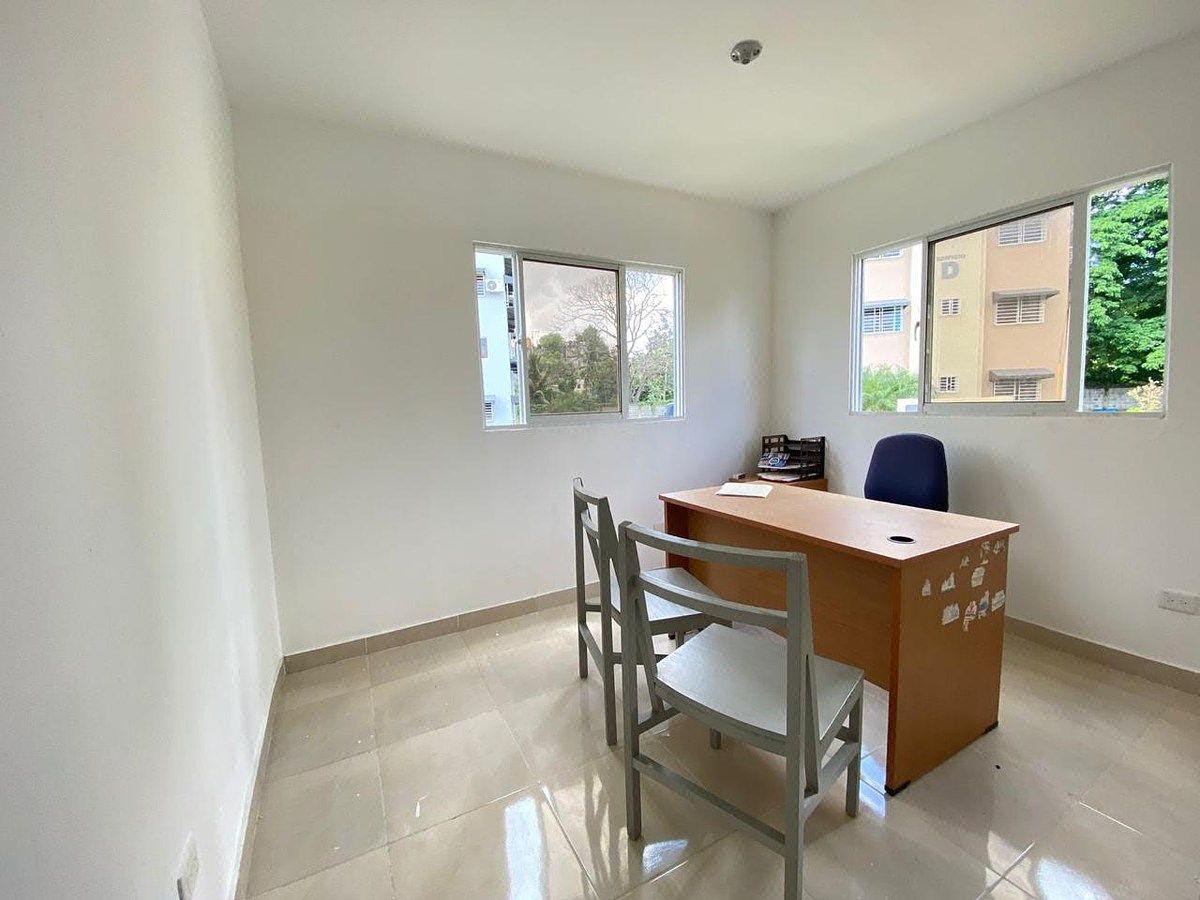 Casa en Sabana perdida, Santo Domingo Norte, foto 2 de 8