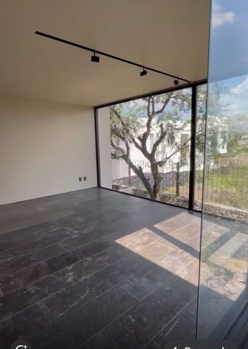 20 de 37: Family Room