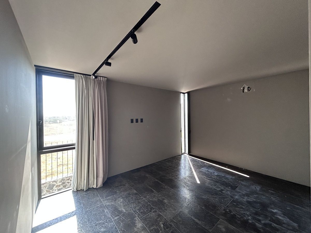 25 de 34: Habitación 3