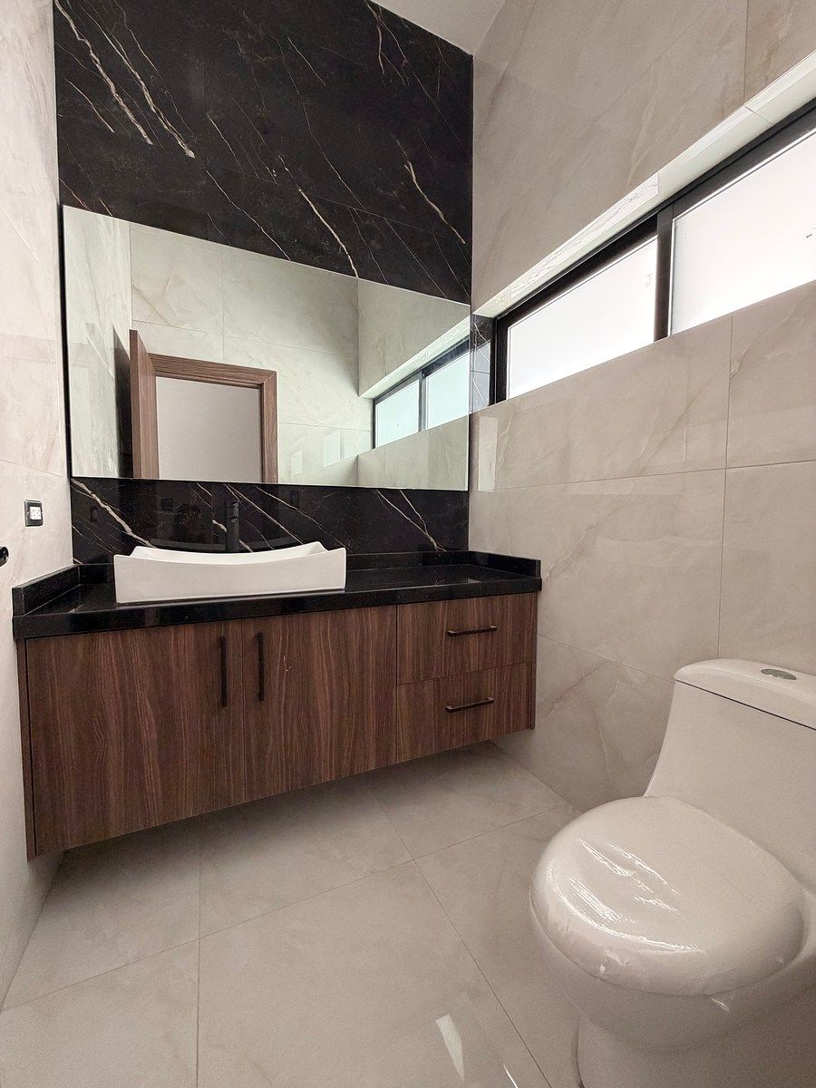 3 de 13: Baño vistas