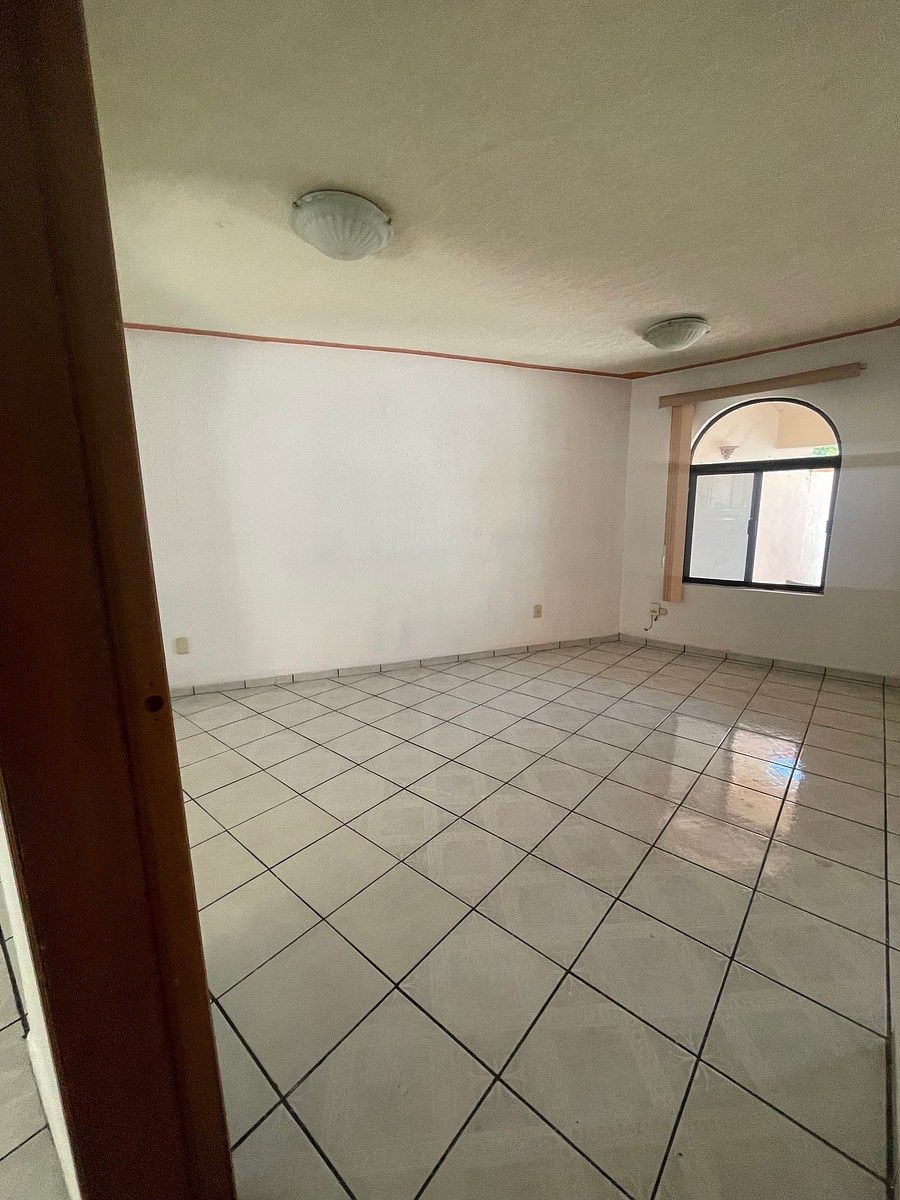 Casa em Villas del Parque, Querétaro, foto 10 de 22
