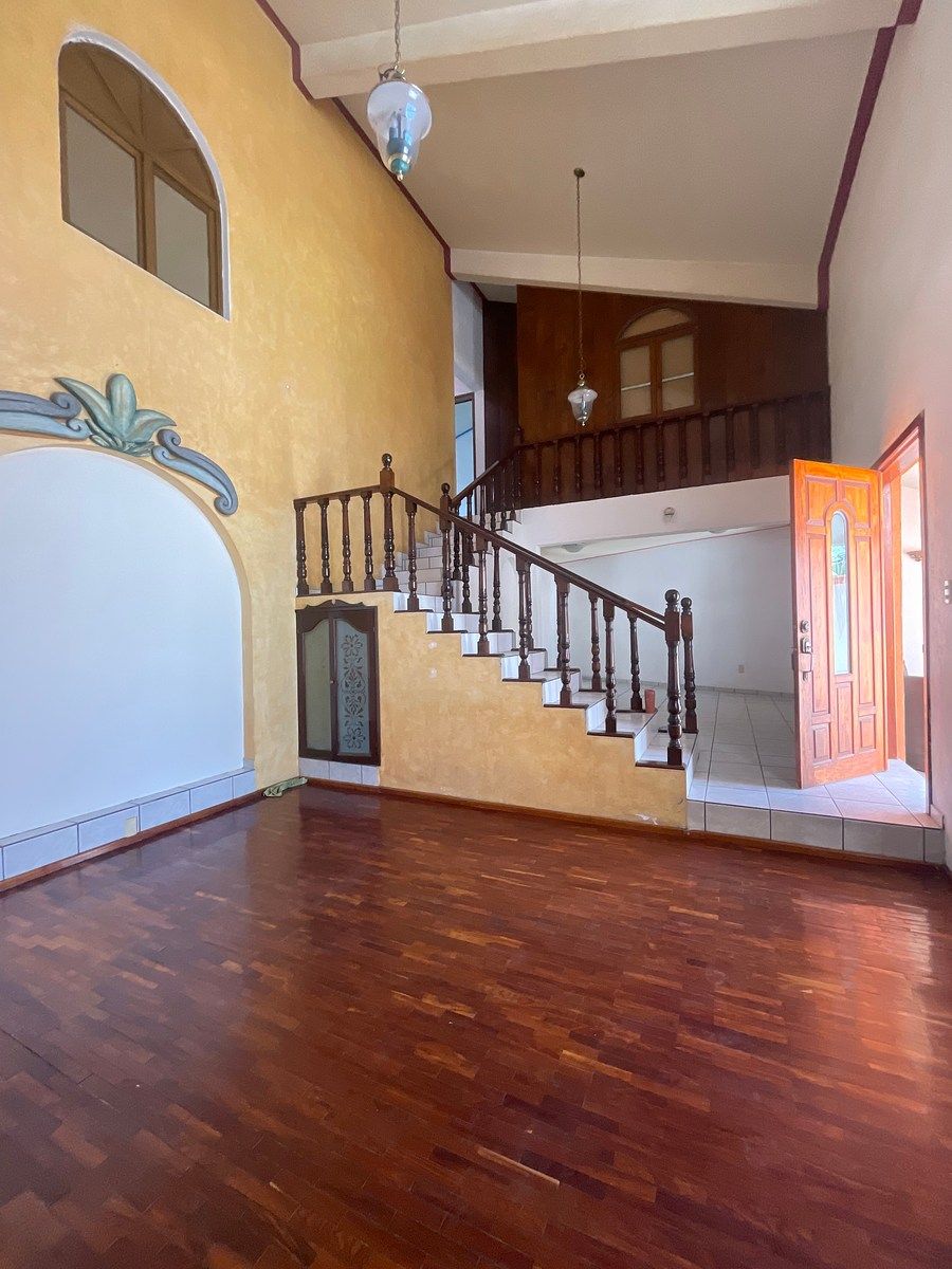 Casa em Villas del Parque, Querétaro, foto 11 de 22