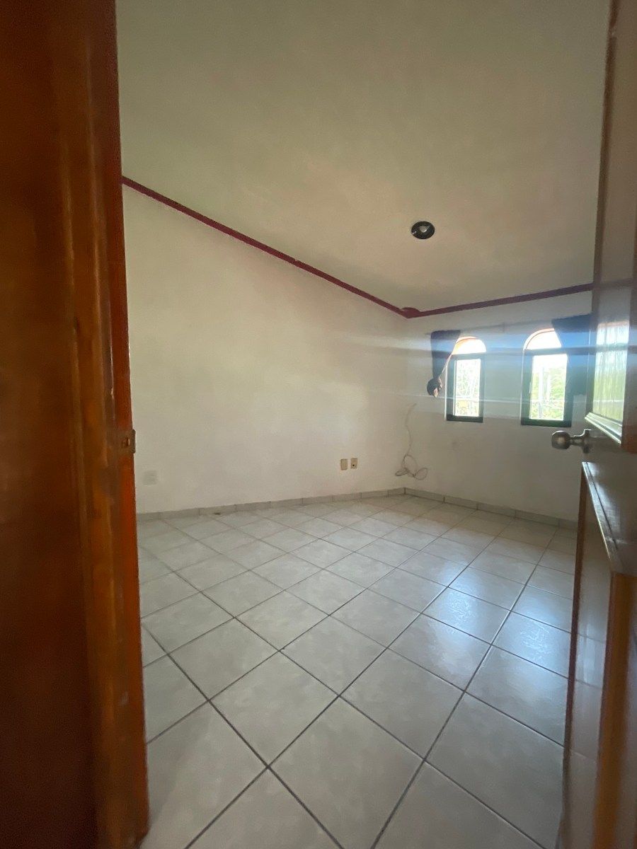 Casa em Villas del Parque, Querétaro, foto 12 de 22