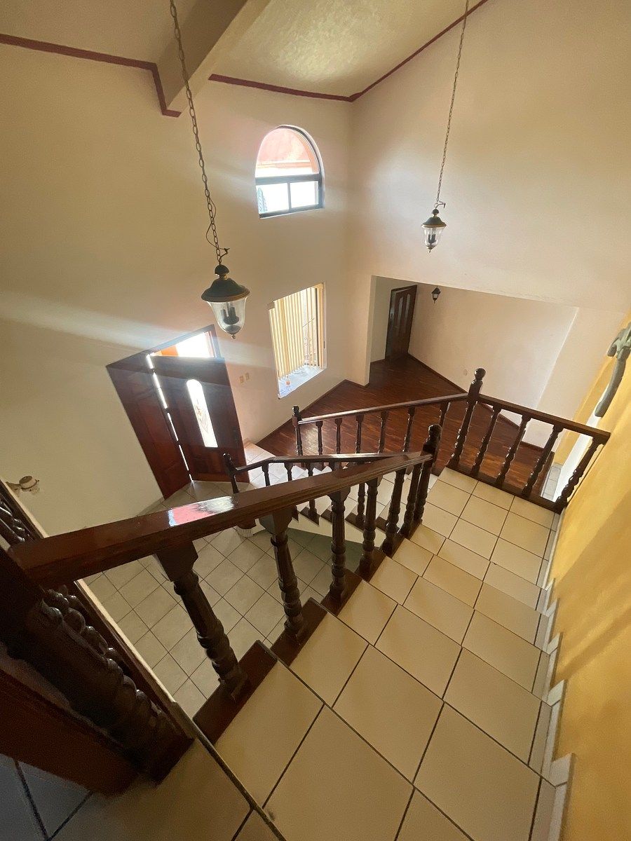 Casa em Villas del Parque, Querétaro, foto 14 de 22