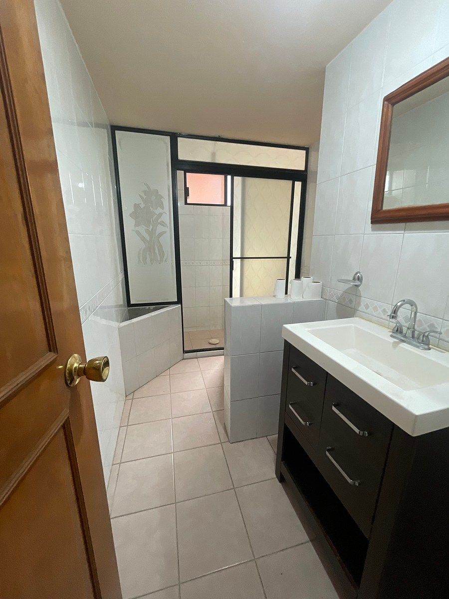 Casa em Villas del Parque, Querétaro, foto 16 de 22
