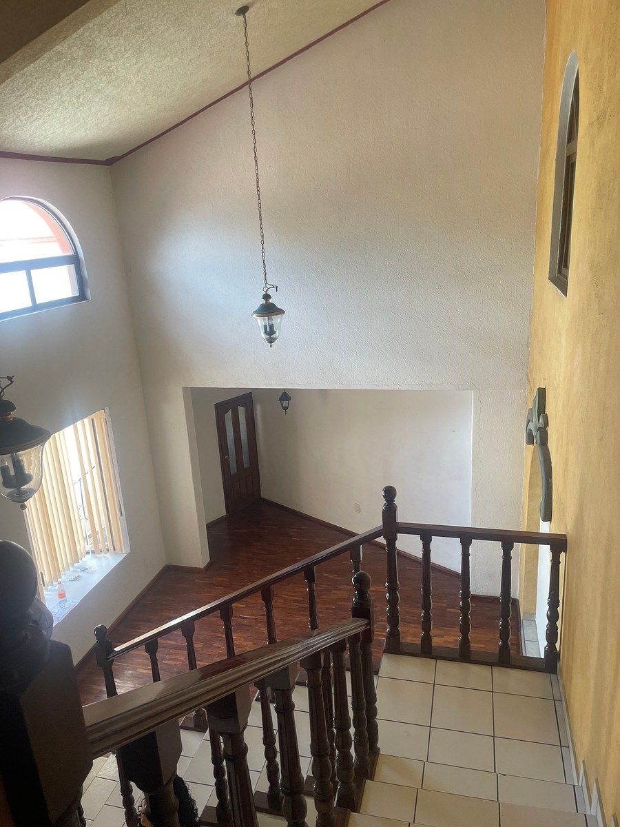Casa em Villas del Parque, Querétaro, foto 17 de 22