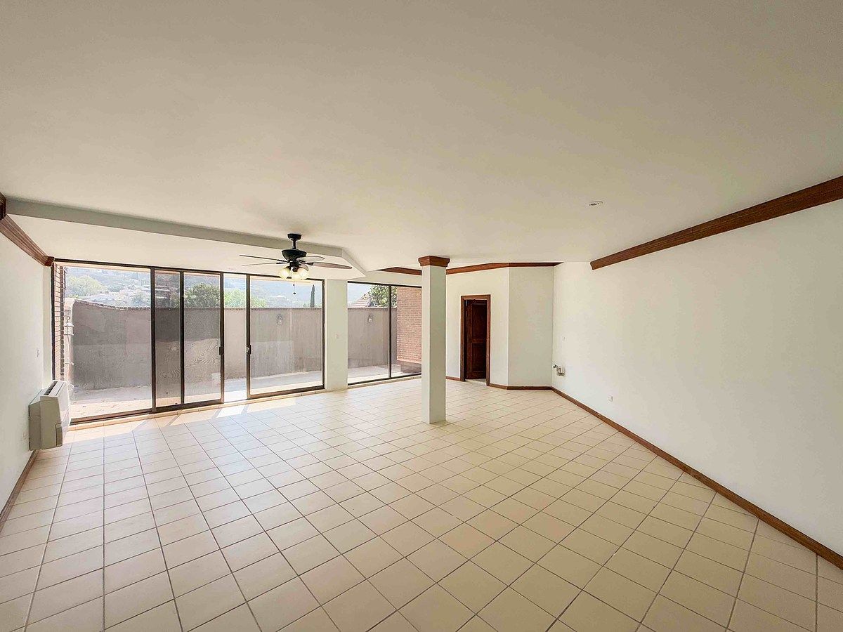 8 de 35: Cuarto de juegos