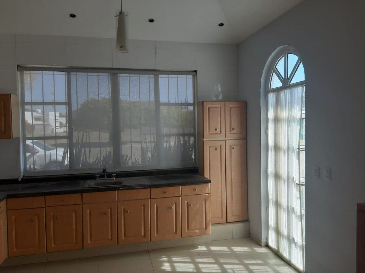 House in Colinas de Santa Anita, Tlajomulco de Zúñiga, photo 11 of 28