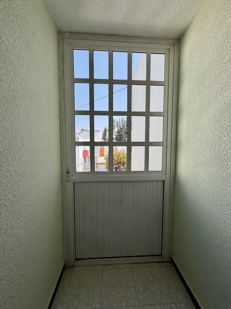 18 de 20: Acceso al balcón