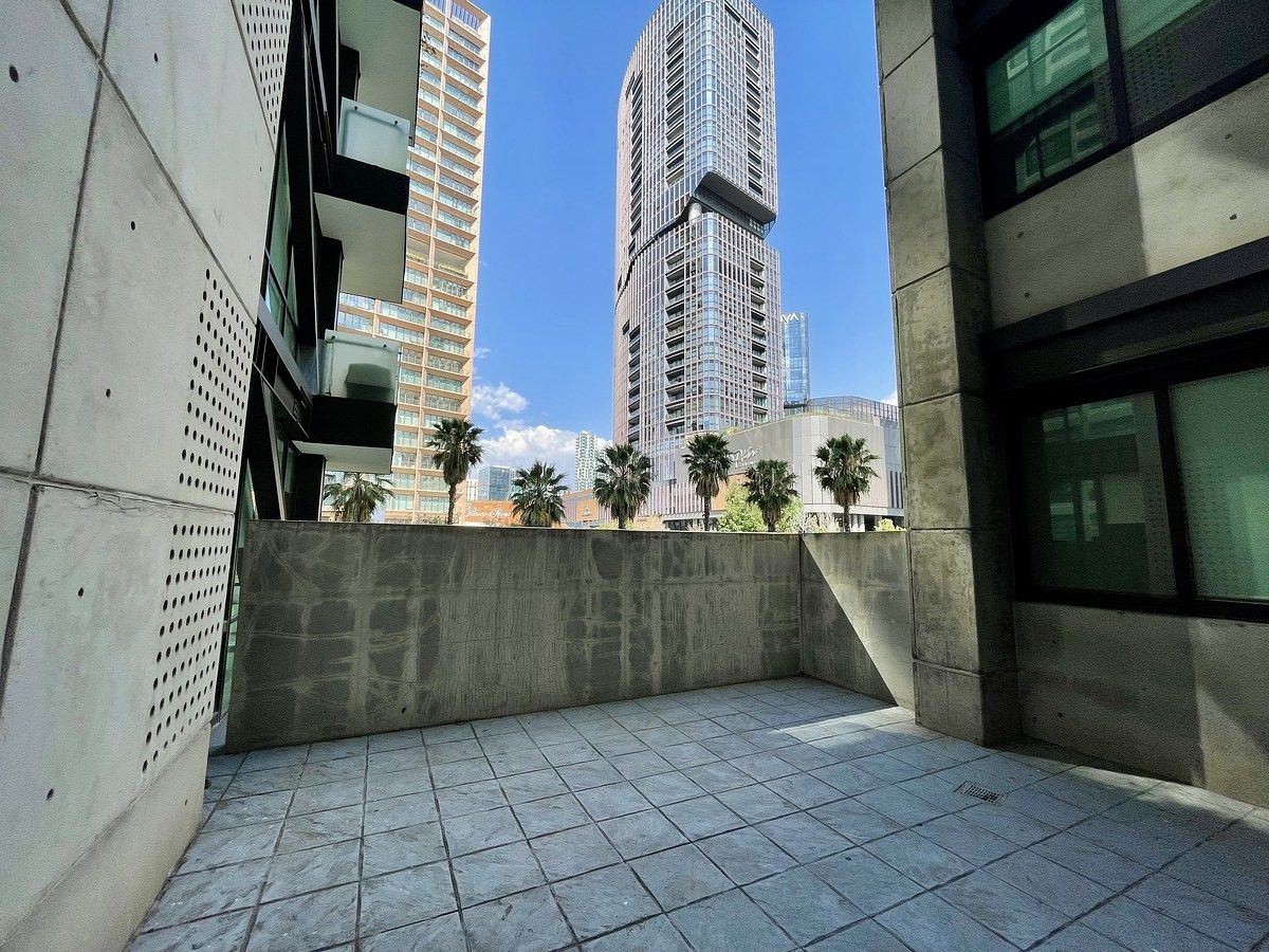 8 of 9: Terraza privada