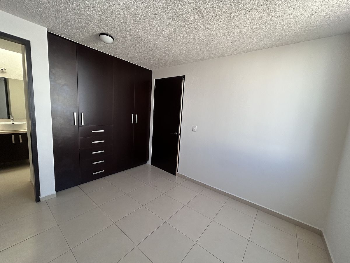 11 de 18: recamara secundaria