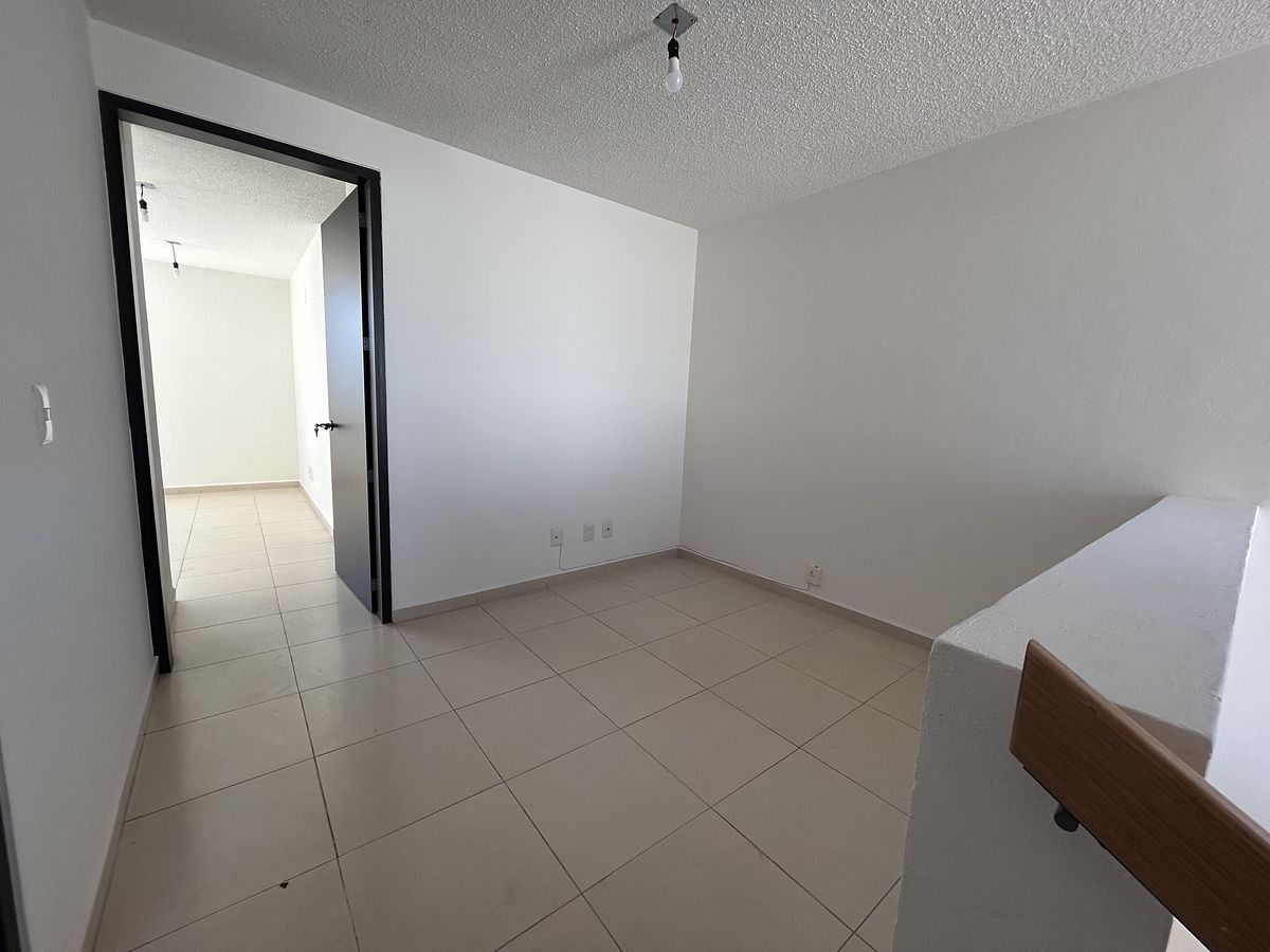 12 de 18: sala de TV