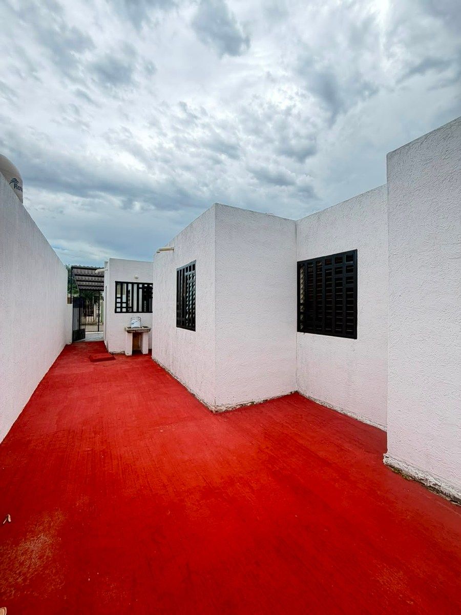 Casa en Juan Pablo II, Mérida, foto 12 de 17