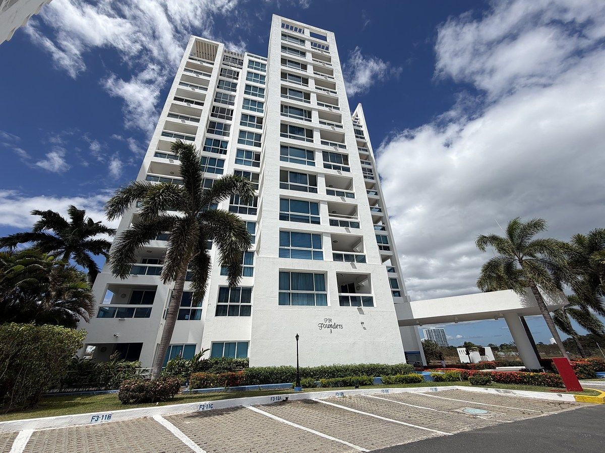 21 de 21: Fachada edificio