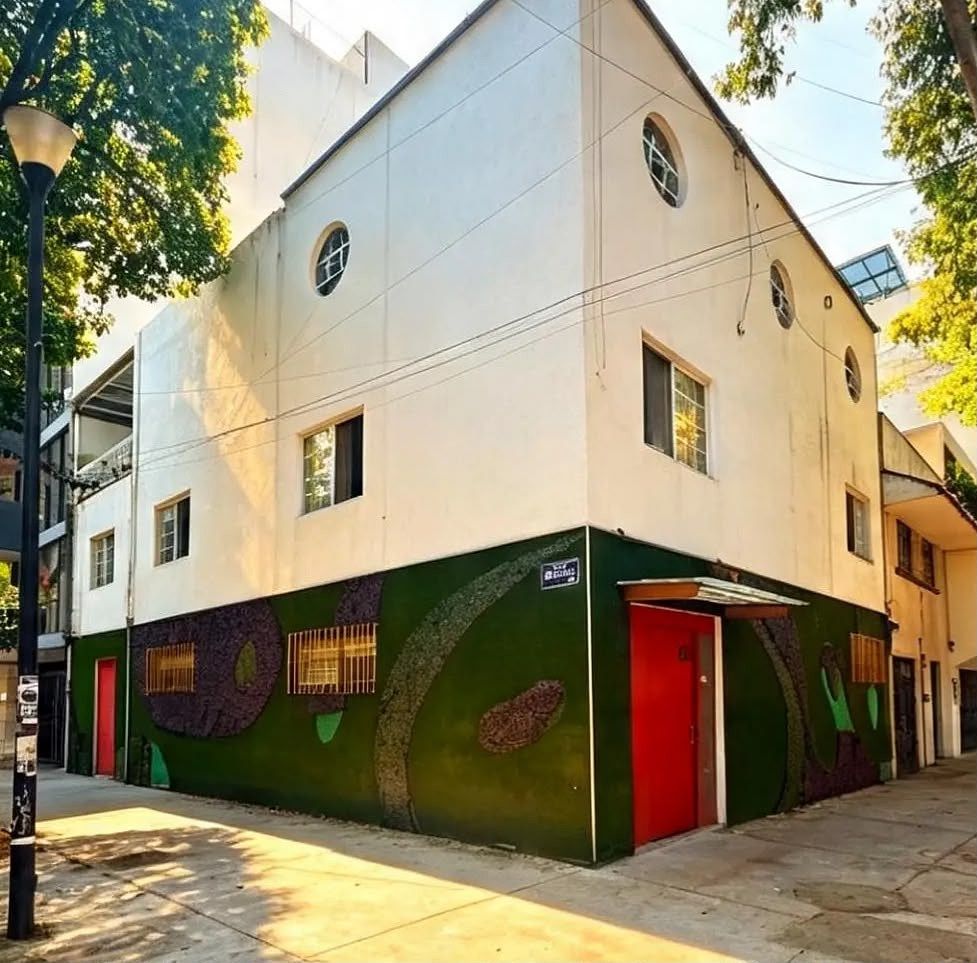 House with land use for sale in Cuauhtémoc, photo 1 of 10