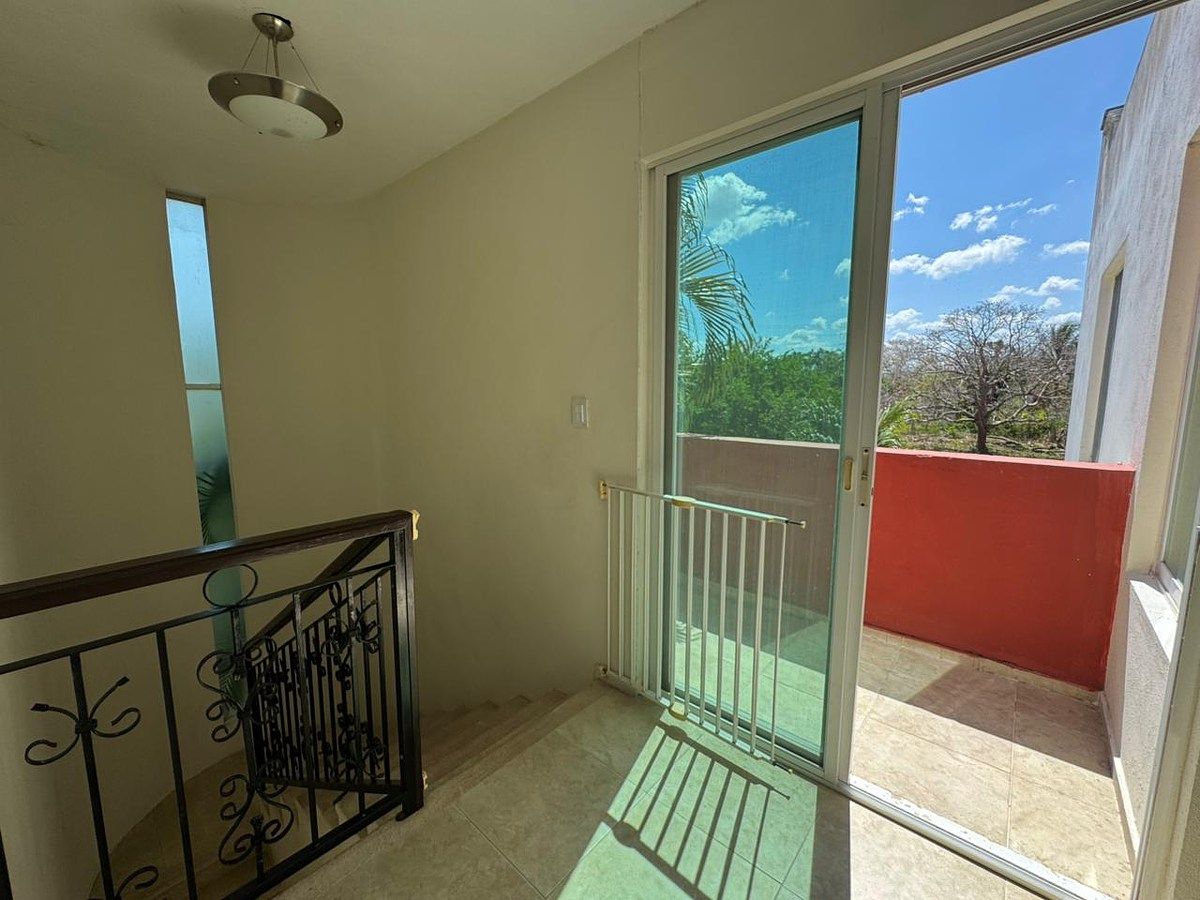 17 de 33: Terraza planta alta