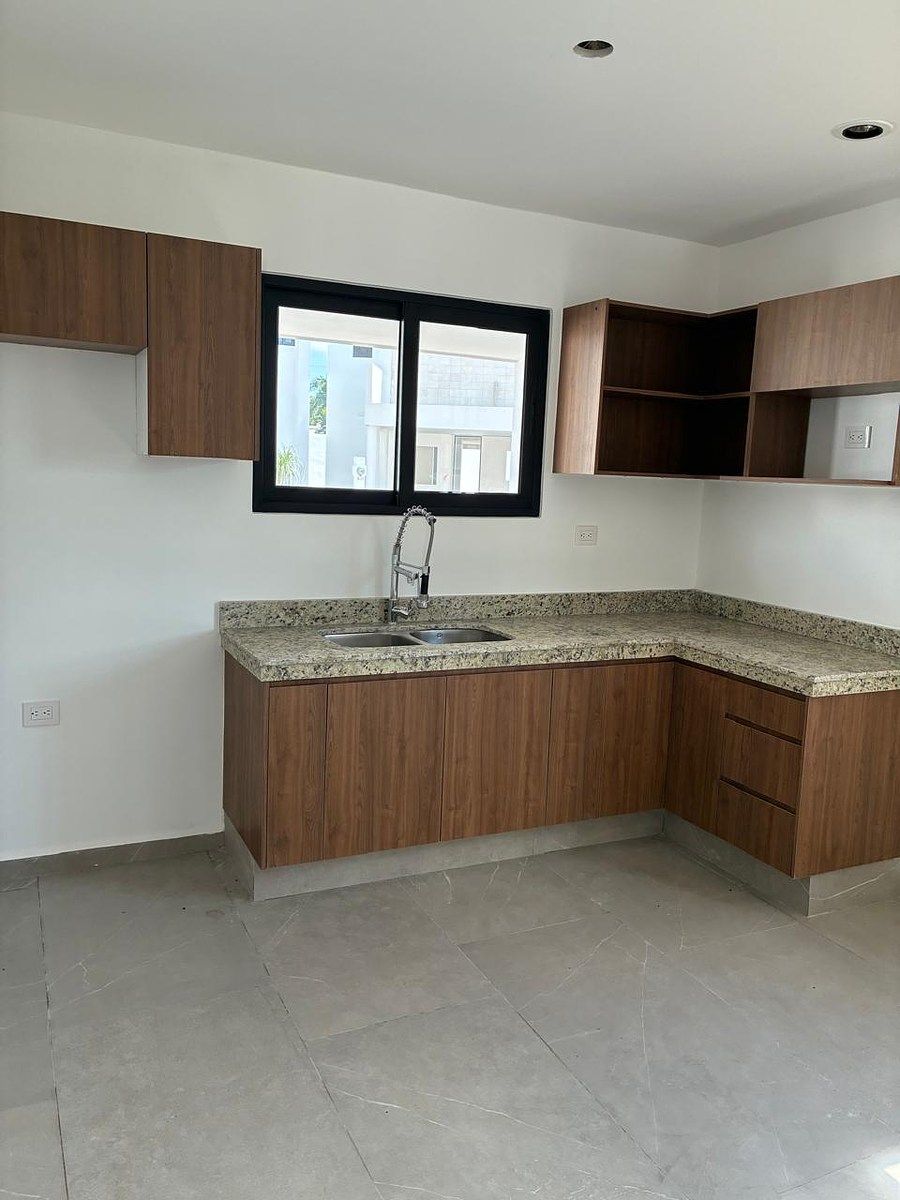 EN VENTA CASA EN PRIV. RESIDENCIAL | ADARA, TEMOZÓN NORTE | - foto 4