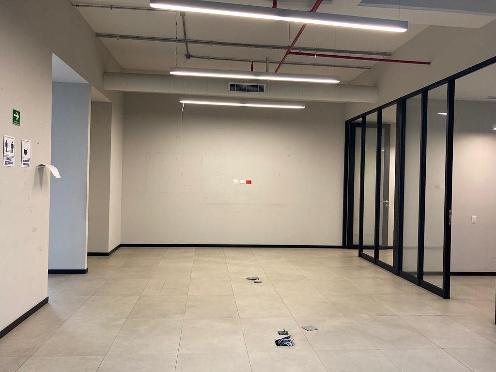 5 of 15: ÁREA ABIERTA DE CO-WORK