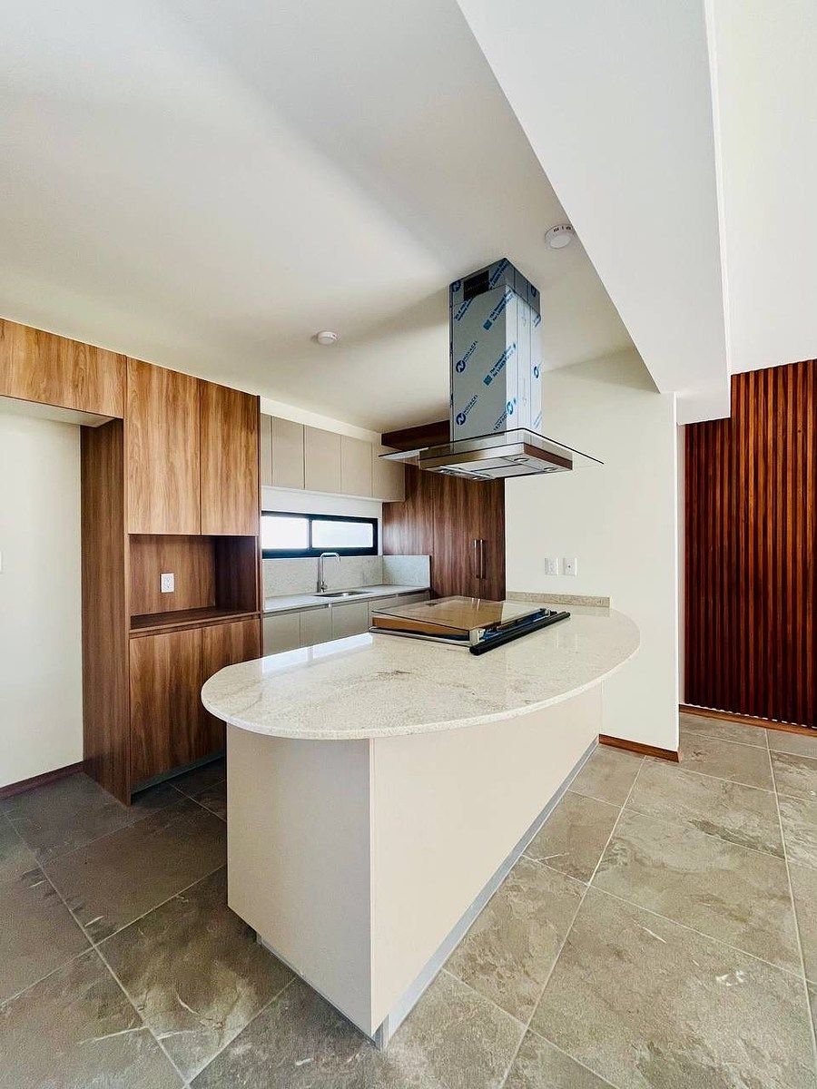 4 de 18: Isla con parrilla integrada