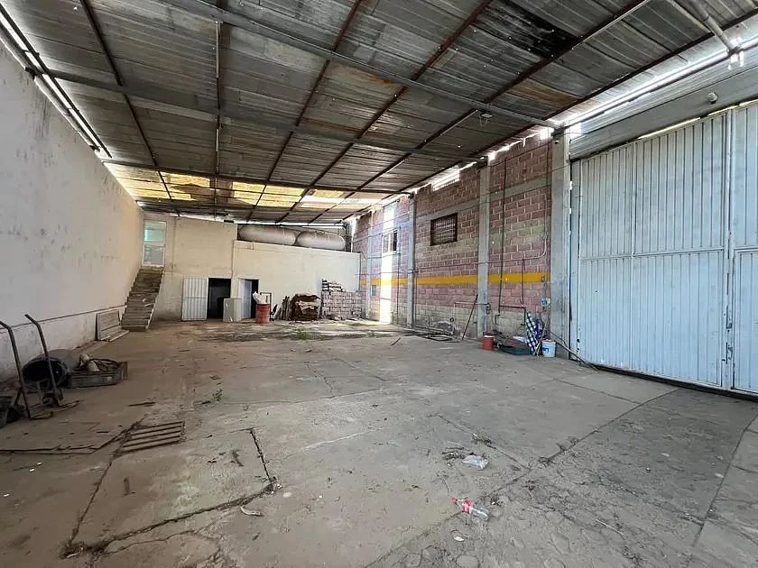 Nave industrial en Senguio, Senguio, foto 14 de 23