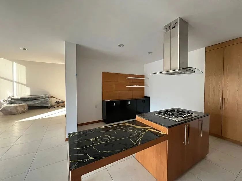Casa en Paseo del Parque, Morelia, foto 3 de 13