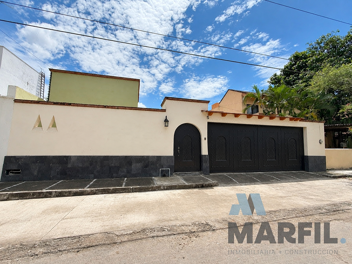 Venta de Casa de Lujo de 1 Planta en Comala Pueblo Mágico