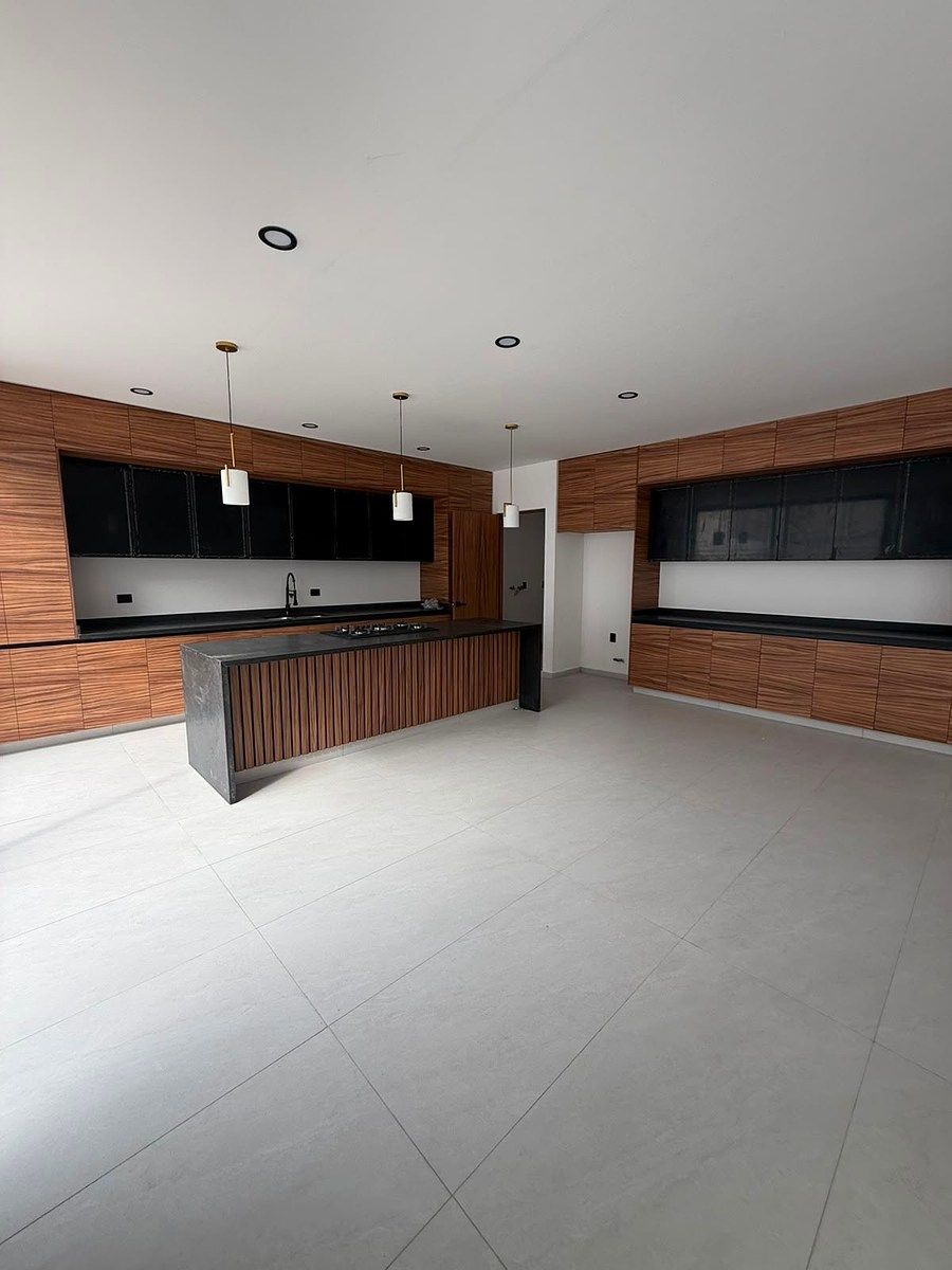 Casa em Lomas de Juriquilla, Querétaro, foto 2 de 28
