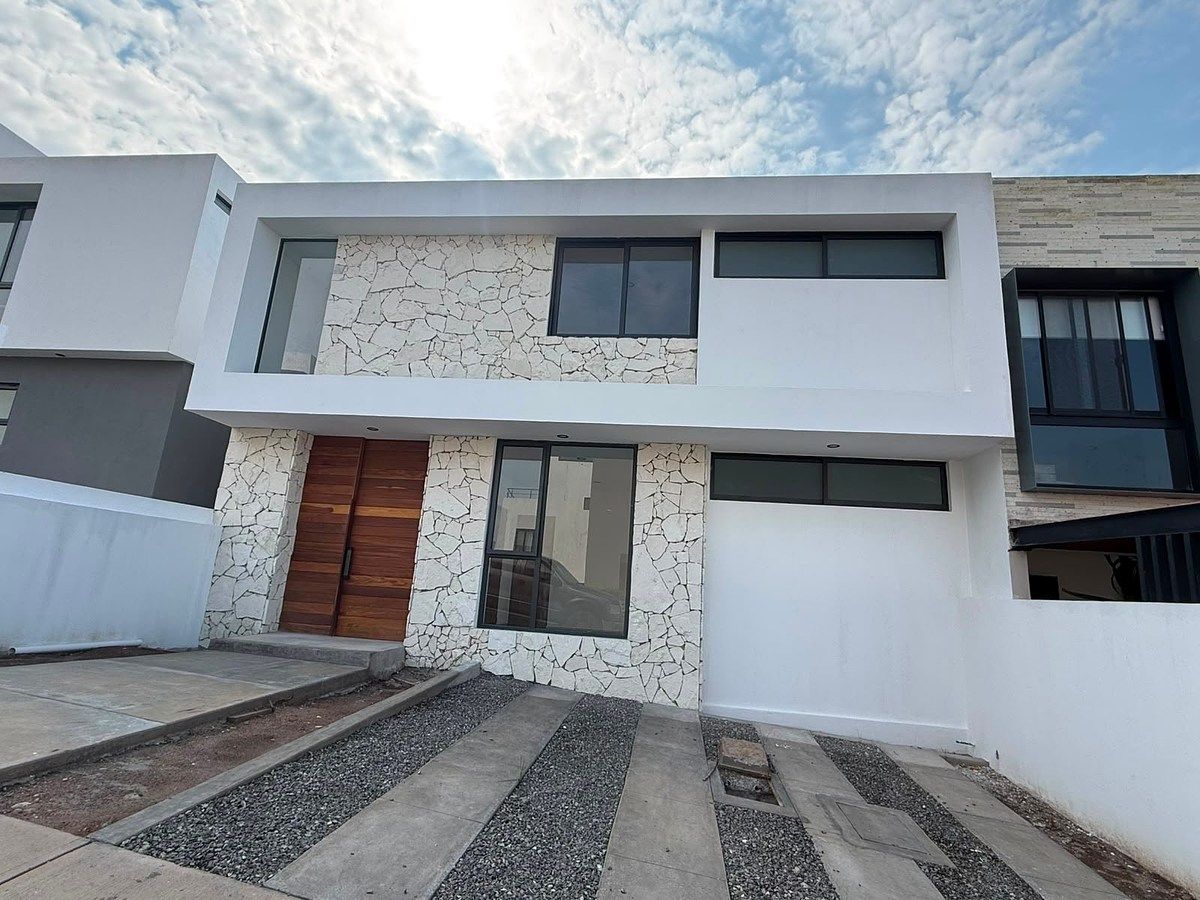 Casa em Lomas de Juriquilla, foto 1 de 28