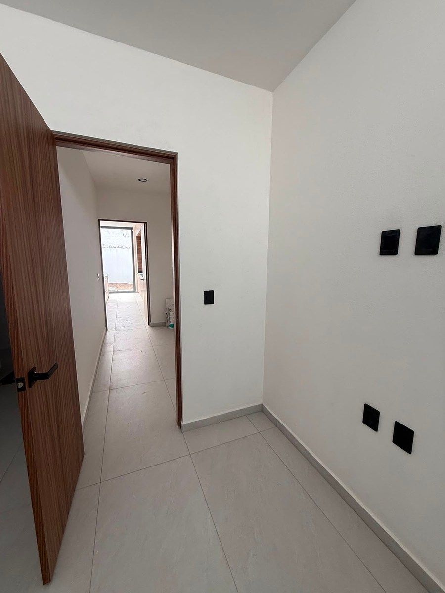 Casa em Lomas de Juriquilla, Querétaro, foto 4 de 28