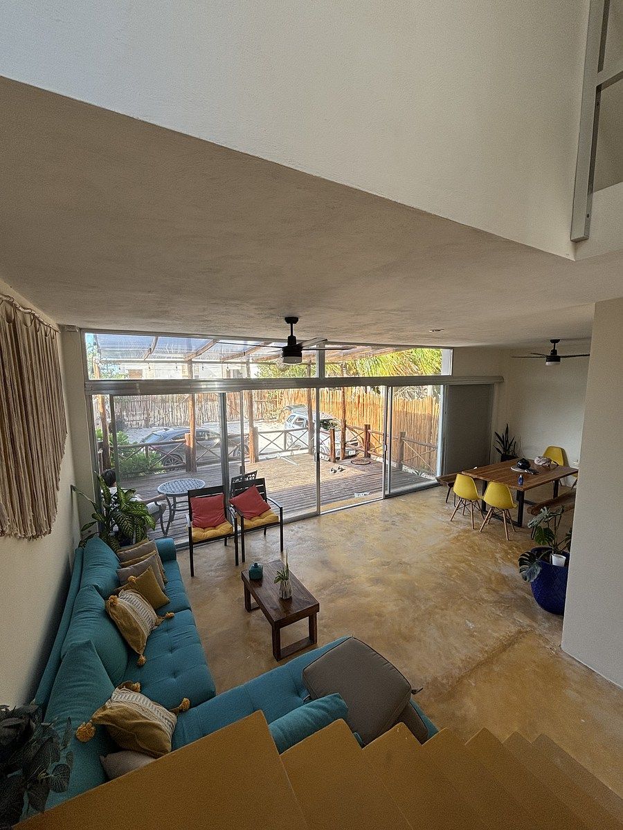 3 de 14: SALA COMEDOR