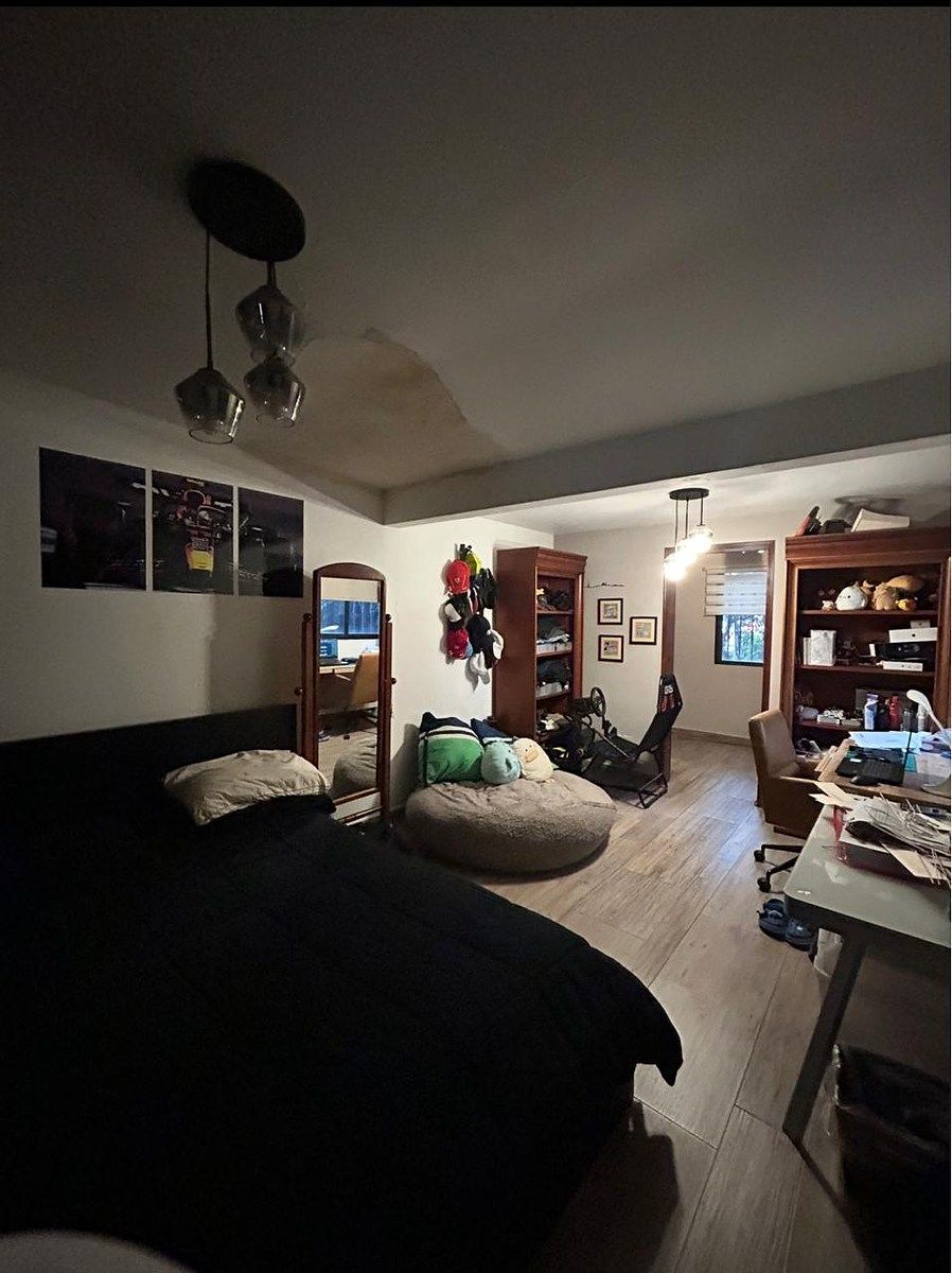 13 de 19: 2da recámara secundaria, amplia, con área extra al fondo