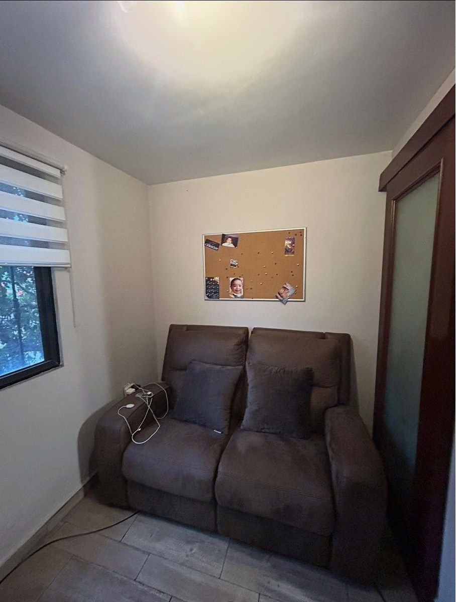 16 de 19: Área cerrada de la segunda recámara secundaria.