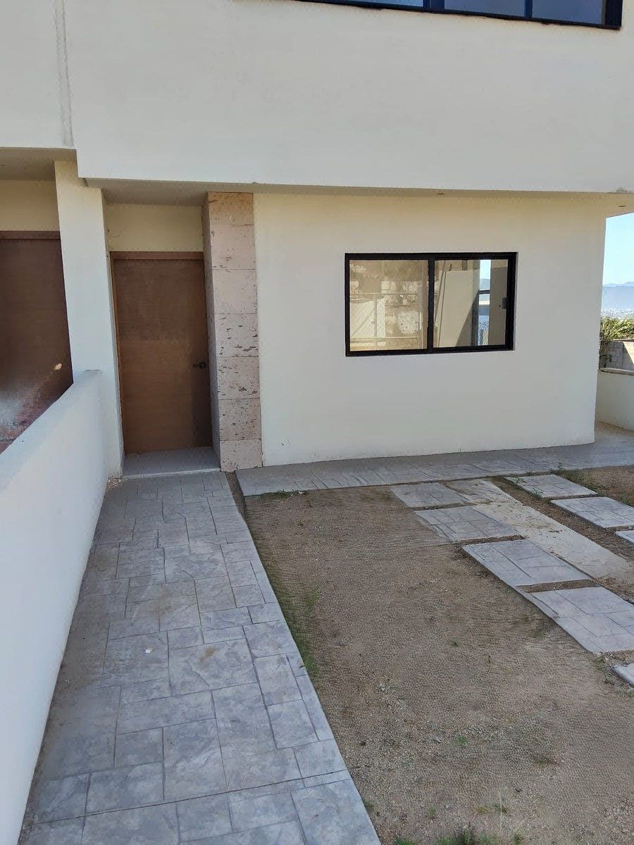 🚢 Casa en Preventa en Lomitas