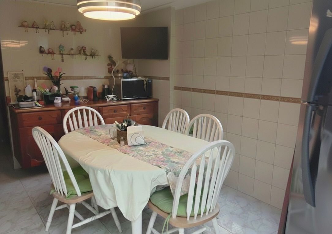 11 de 22: Antecomedor con barra de Servicio a la medida