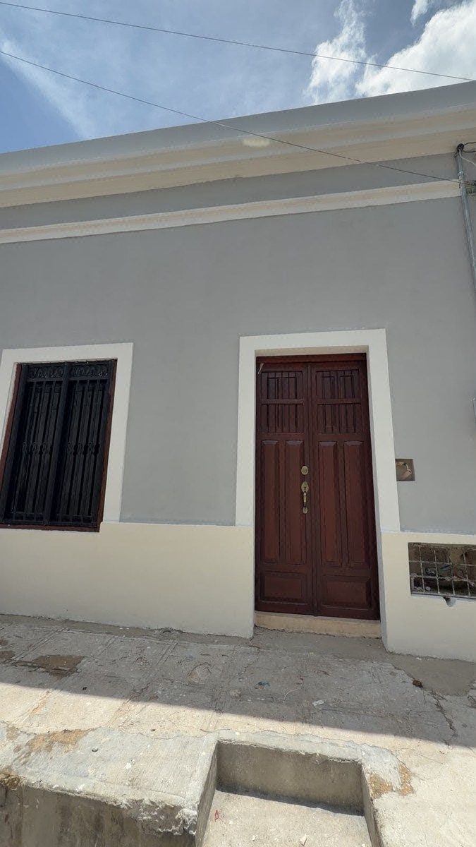 Fachada, foto 1 de 19