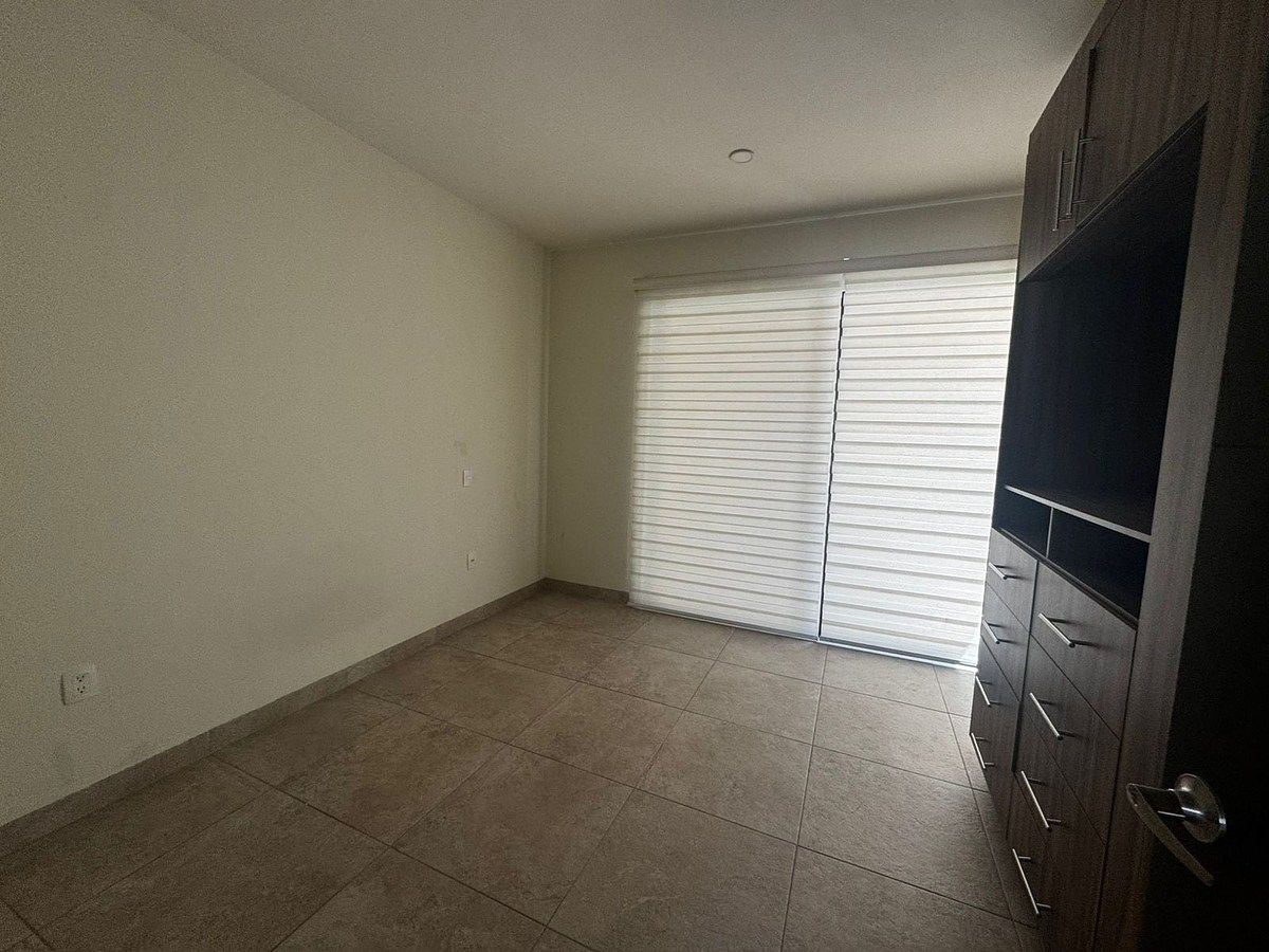 8 of 13: recamara dos