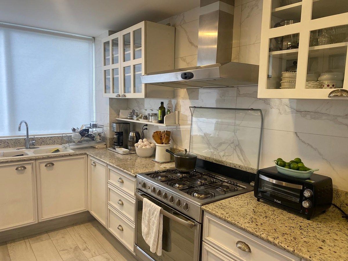 6 of 18: Cocina Integral