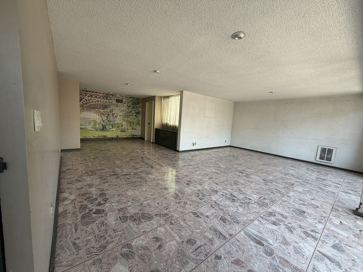 7 de 24: Mezzanine Salón de Fiestas