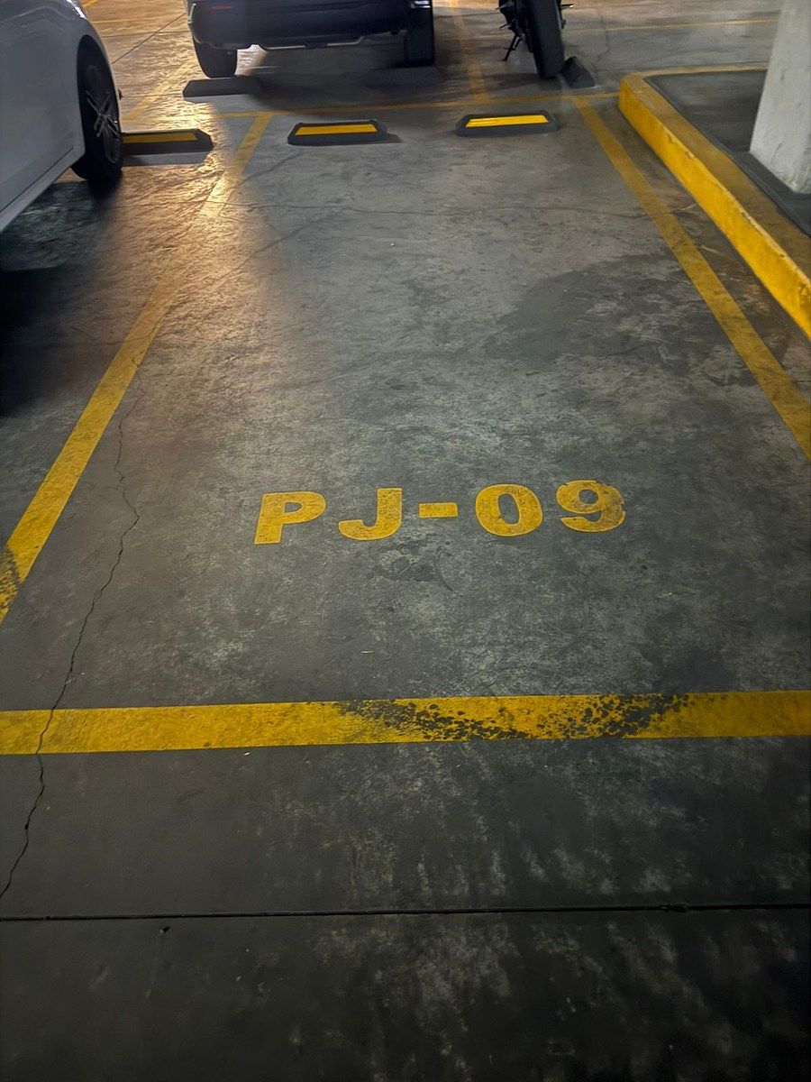 20 de 20: Estacionamiento