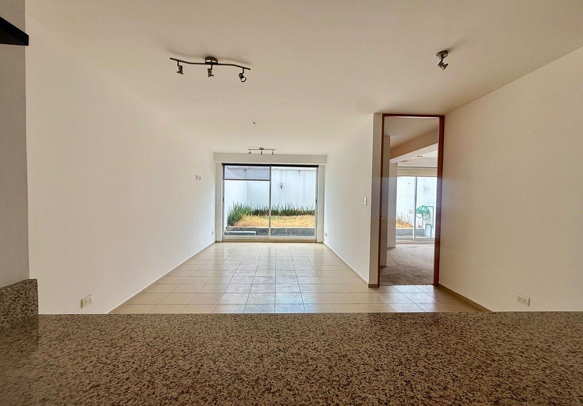 3 de 20: Sala Comedor